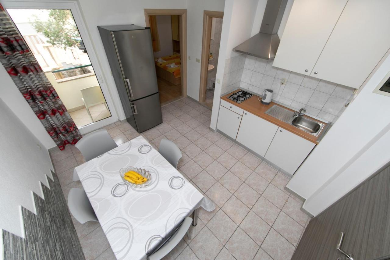 Apartments Maja Tučepi Exteriör bild